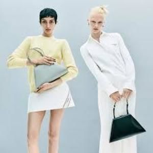 Meet your Posher, Alison